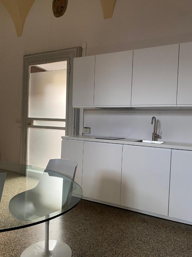 Jovis Suite Brescia Esterno foto